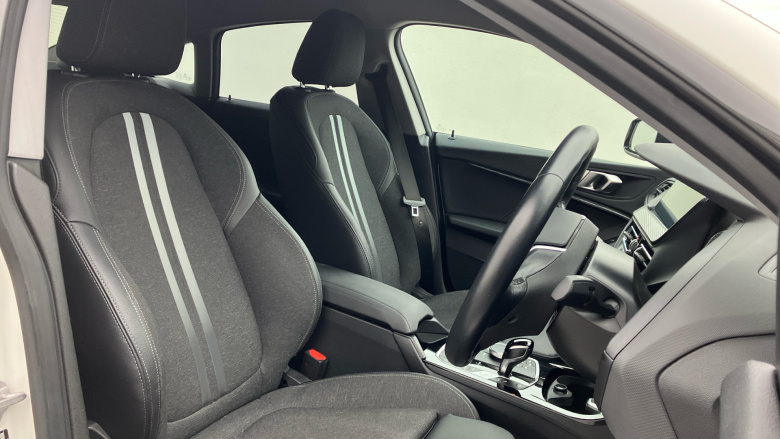 BMW 2 Series 218i [136] Sport 4dr DCT [Live Cockpit Prof] Petrol Saloon